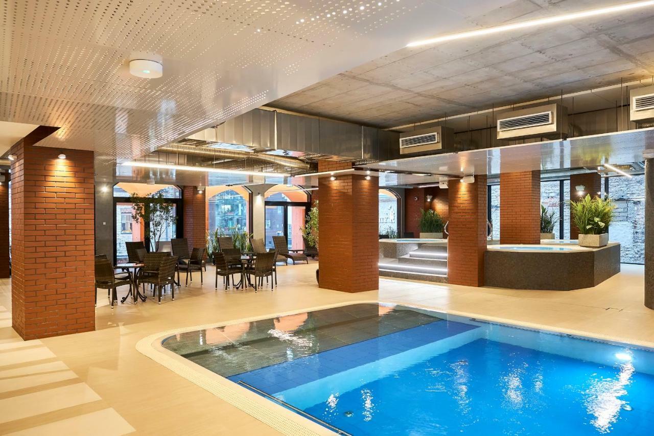 Metropol Hotel